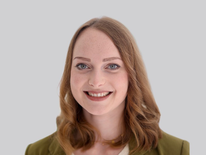 Portraitaufnahme von der Mitarbeiterin Luisa Labahn